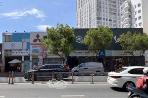 bán nhà ngay góc 2mt đồng nai, quận 10. 18m x 25m. hdt: cấp 4. hđt: 200triệu. giá 65tỷ