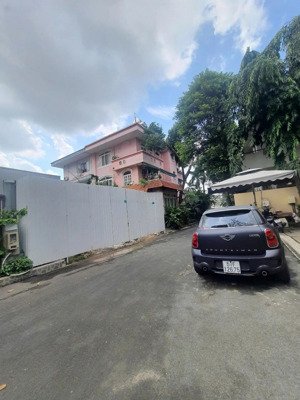 khu biệt thự hồng thái - phổ quang . p2. tân bình - đất ( 10 x 20m ) - 200m2 - sẵn gpxd - gía 45 tỷ
