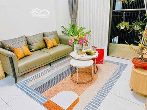 chủ giảm thêm 50 triệu cho khách chốt sớm ạ bán căn hộ 2 phòng ngủ tại tòa shaphire nội thất