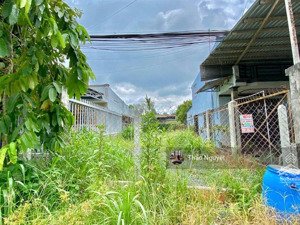 em cần bán gấp lô đất đ. lý thái tổ, long tân, nhơn trạch đồng nai 120m2, đã có sẳn shr