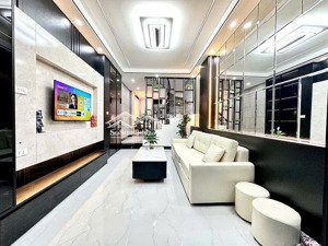 nhà siêu đẹp-đầu kim giang-hm hàng xóm thanh xuân-40m2 x5 tầng-7 phòng ngủ- full nội thất- oto gần
