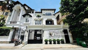 bán villa đẹp 216/3/19 nguyễn văn hưởng, phường thảo điền, quận 2 | 10x20m| tường villa 