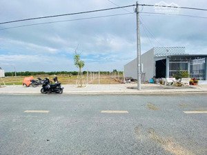 định cư nước ngoài bán nhanh đất mt nguyễn an ninh, khu phố 3, cần giuộc, long an 120m2 shr