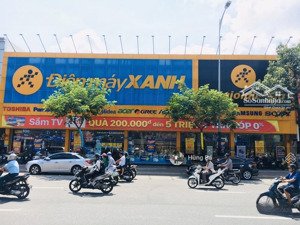 siêu khan hiếm! bán nhà mặt tiền bàu cát. dt: 20 x 40m - nhà cấp 4 - hđt: 190tr/th. giá 72 tỷ