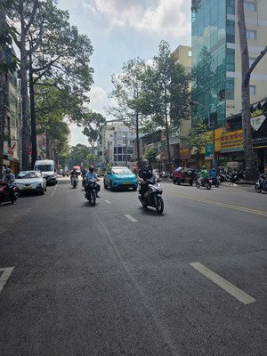 mặt tiền cư xá bình thới , khu công viên lãnh binh thăng mặt tiền 9m dài 18 kvxd 7 tầng chỉ 35.5 tỷ