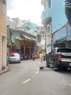 mặt tiền siêu kinh doanh. hxh cù lao, p 2, phú nhuận - diện tích 13 x 9 (3 tâng+st) chỉ 12,9 tỷ.