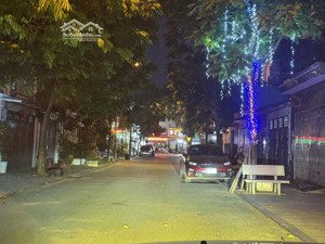 nhà thô kđt văn phú -- vị trí khỏi bàn -- không lỗi gì -- giá đầu tư -- đỉnh nóc kịch trần