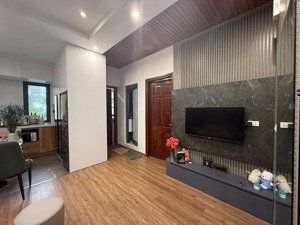 bán căn hộ tòa b3 nam trung yên, cầu giấy, 4.7 tỷ, 68m2, 2pn, 2wc, full nội thất