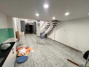 cho thuê nhà nguyên căn hẻm xe hơi đặng văn ngữ, phú nhuận 20 triệu/tháng