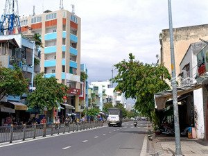 bán nhà 2 tầng ngay mặt tiền phạm văn chí phường 8 quận 6, diện tích 3.6 x 21m chỉ 7.x tỷ