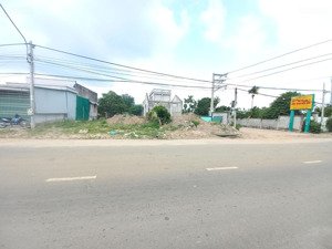 bán đất mặt tiền dt 744 , cách ngã ba rạch bắp 150m , 20*46 thổ cư 300m