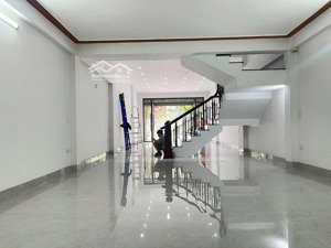 bán nhà mặt phố kinh doanh đường hoàng liên, phường nam cường tp lào cai, sổ đỏ sẵn sang tên