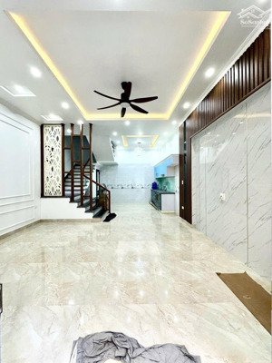 bán nhà phố thiên lôi chợ đôn xe tải đỗ cửa