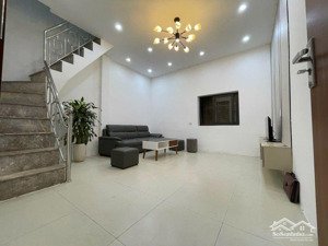 bán nhà tập thể siêu hiếm phố tôn đức thắng 100m 3pn full nội thất - khách bếp giá nhỉnh 3 tỷ