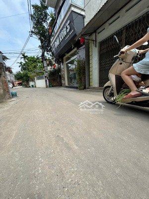 chính chủ cần bán gấp đất đẹp trục chính làng thường lệ đất kinh doanh xã đại thịnh mê linh