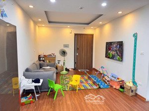 - bán căn hộ chung cư sky central định công, hoàng mai, siêu đẹp, 69m2, 5.52 tỷ