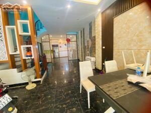 Cho thuê nhà Phố Định Công, 70m2 x 5 tầng, có cho làm CHDV, 23 triệu