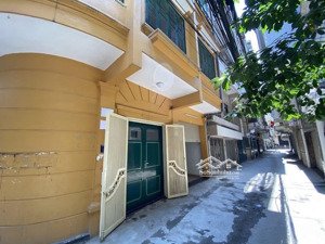 cho thuê văn phòng trần quang diệu - đống đa- dtsd 400m2 - giá 30tr/tháng có tl