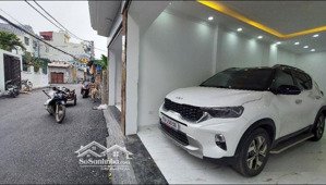 mặt phố - ô tô đỗ cửa - nhà đẹp xịn xò - hai thoáng.
lương ngọc quyến 60m x 5 tầng