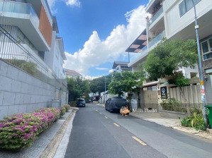 sốc! chủ gửi lô đất - ngay công viên cao đức lân - 8x20m - giá siêu rẻ chỉ 26,5 tỷ