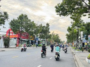 bán nhà mặt tiền kinh doanh đường lê hồng phong gần ngã tư chiêu liêu, dĩ an