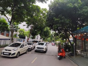 mặt phố trung tâm - kinh doanh sầm uất - 2 mặt đường - ô tô tránh lê lai 47m x 4 tầng