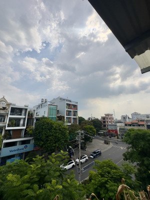mặt tiền kinh doanh 4 tầng bàu cát tân bình chính chủ nhỉnh 25 tỷ