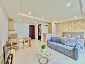 cho thuê căn hộ full nội thất tại q7