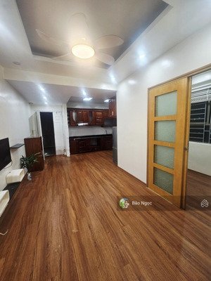 bán căn góc 56m 2 ngủ 1vs tòa trung tâm thương mại đức thành xa la.,hàđông hà nội. sổ đỏ lâu dài .