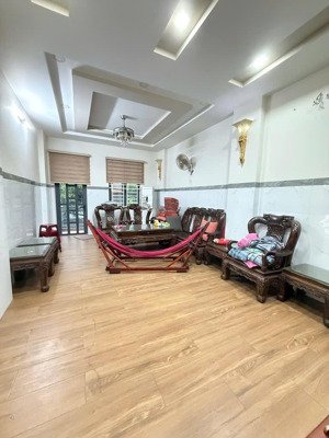 bán nhà 3 tầng, cách mạng tháng 8, hxh, quận 10, 41.8m2, 3pn, chỉ 4.7 tỷ
