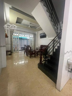 hot, kẹt tiền cần bán gấp nhà đẹp bình đông [p14, q8] dt: 51m2 (4.9 x 11m), 4t 4pn, 3wc chỉ 6.15 tỷ