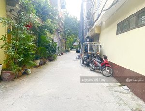 cho thuê nhà nguyên căn số 87.7. phố lý sơn ngọc thụy lb dt80m 2 t 3pn giá 6,5 tr/tháng ngõ ô tô