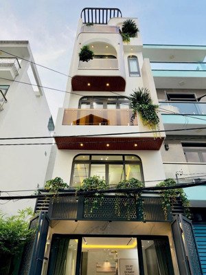 bán nhà lô góc 4 tầng, ngang đẹp 5,2mx17m - hẻm ô tô đỗ cửa ngay nguyễn đình chính pn chỉ hơn 8t