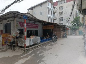 bán cc mini 7 tầng với 17 phòng khép kín đầy đủ nội thất doanh thu 70tr/tháng. ô tô vào nhà