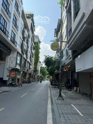 tập thể 100 m2 - mặt phố ẩm thực nguyễn văn tuyết đống đa