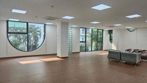 bán tòa nhà 8 tầng tại đường phạm hùng 280m2, mt 11m, chỉ 92 tỷ