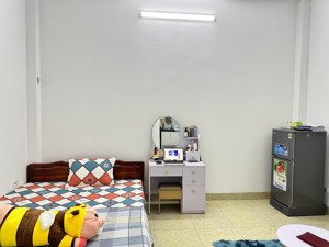 cho thuê nhà trọ cuối đường nguyễn khuyến, văn quán 1pn khép kín diện tích 30m2 chỉ với 3,4 triệu
