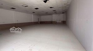 mặt bằng kinh doanh vip ngay chợ ngã tư mội 10x20m