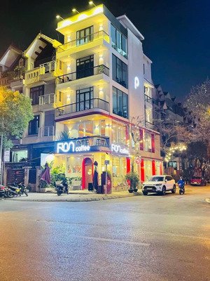 cho thuê nhà mặt phố vũ thạnh đống đa, diện tích 5 tầng, mt 5m, mọi mô hình, tiện nghi, văn phòng