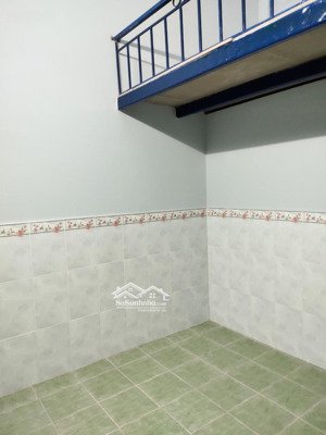 cho thuê phòng trọ sát đh sư phạm kỹ thuật 16m2