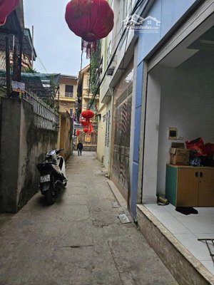 siêu hiếm - nhà lô góc trung tâm thị trấn văn điển duy nhất 1 căn giá chỉ 4.x t/y