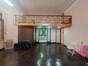 cho thuê nhà phố quán thánh, ba đình, full nội thất. 75m2, 2pn vào ở ngay, gần lăng bác, hồ tây...