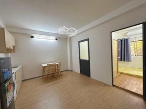 cho thuê 2 phòng ngủ quận 10 sinh viên gia đình nhỏ ở thành thái ngay cầu vượt 3/2 ạ