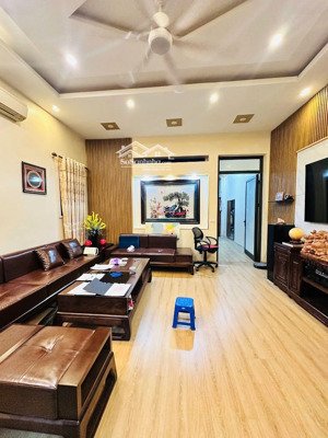 phường đức thắng bán nhà 3 tầng dt 120m2 - giá 11,5 tỷ