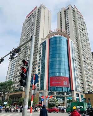 cần bán gấp căn hộ sun square 3n2vs diện tích 91m2 giá 7,8 tỷ vào ở luôn