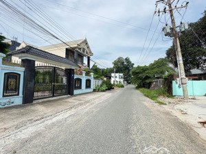 góc 2 mặt tiền chủ cần bán gấp chỉ 5,2 tỷ. đất định hoà - tdm - bd (bao đẹp)