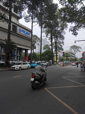nhà mặt phố lý thường kiệt 140m2, 5 tầng chỉ 280 triệu/m2