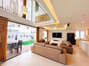 nhà phố gần hoàn thiện, giá chỉ bằng lô đất,cơ hội đầu tư hiếm có tại quận 7, sát phú mỹ hưng, tttm