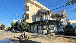 giảm sốc 1 tỷ biệt thự vĩnh hoà, nha trang 196,8m² ngang 10m 2 tầng 4pn gara ô tô giá 12 tỷ tl