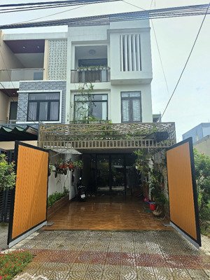 cho thuê nhà 87 diệp minh châu, hòa xuân, 3 tầng, 3 phòng ngủ có nội thất